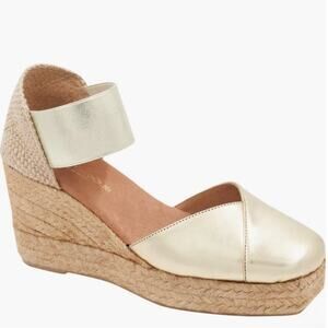 NEW Andre Assous Pedra Espadrille Wedge Gold Size 9